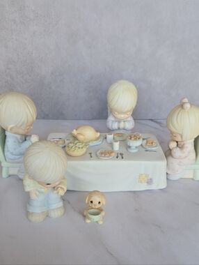 Precious Moments “We Gather Together To Ask The Lord’s Blessing” Table Set